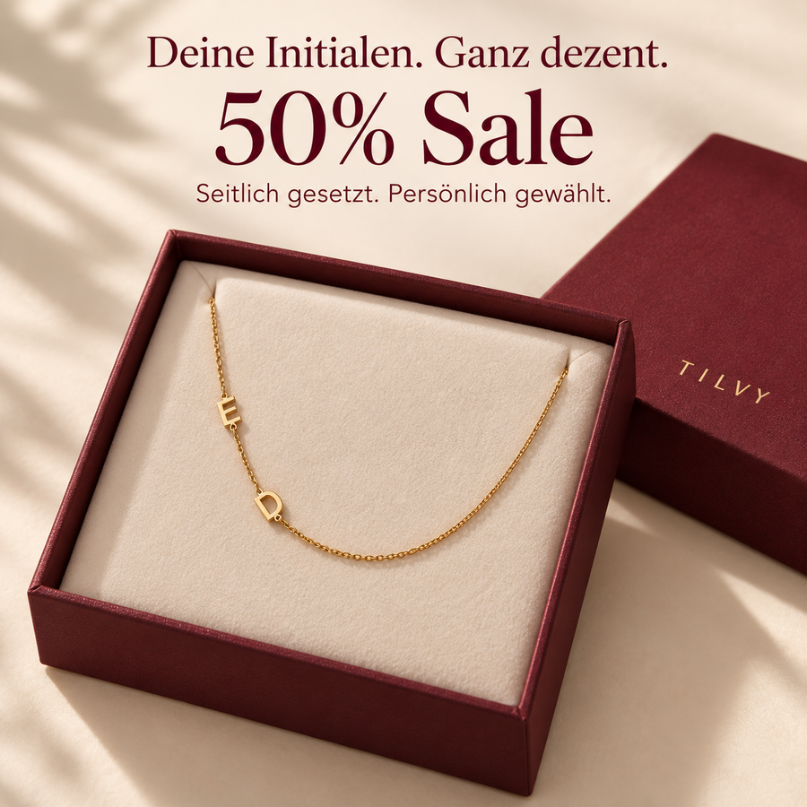 Halskette mit seitlich eingesetzten Initialen
